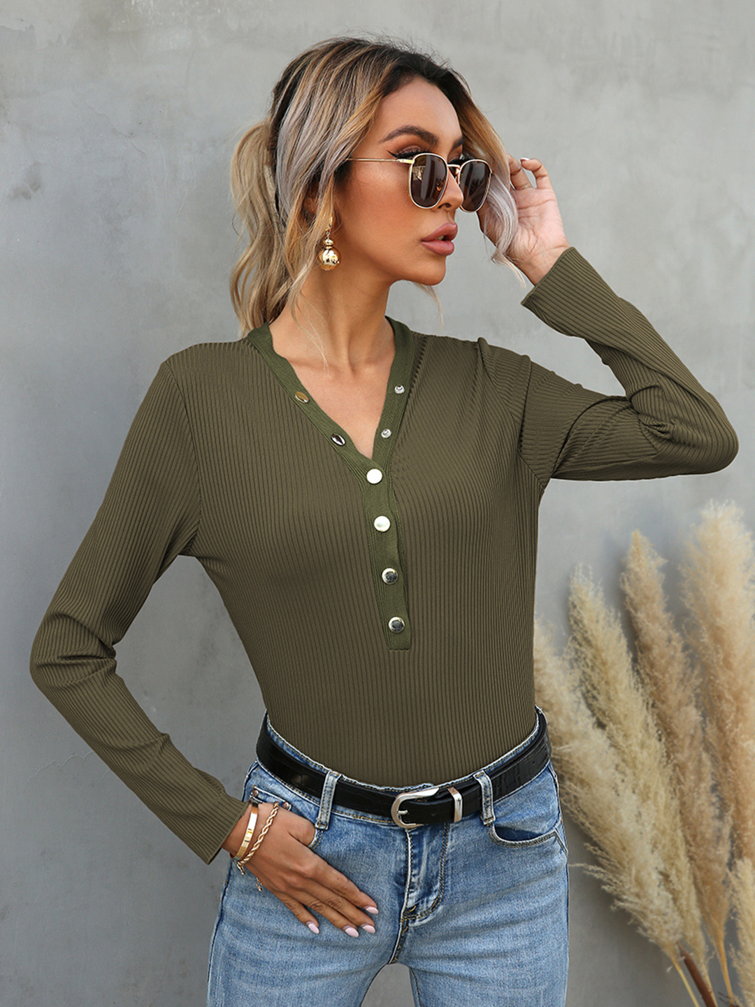 

URBANIC Women Olive Green V-Neck T-shirt