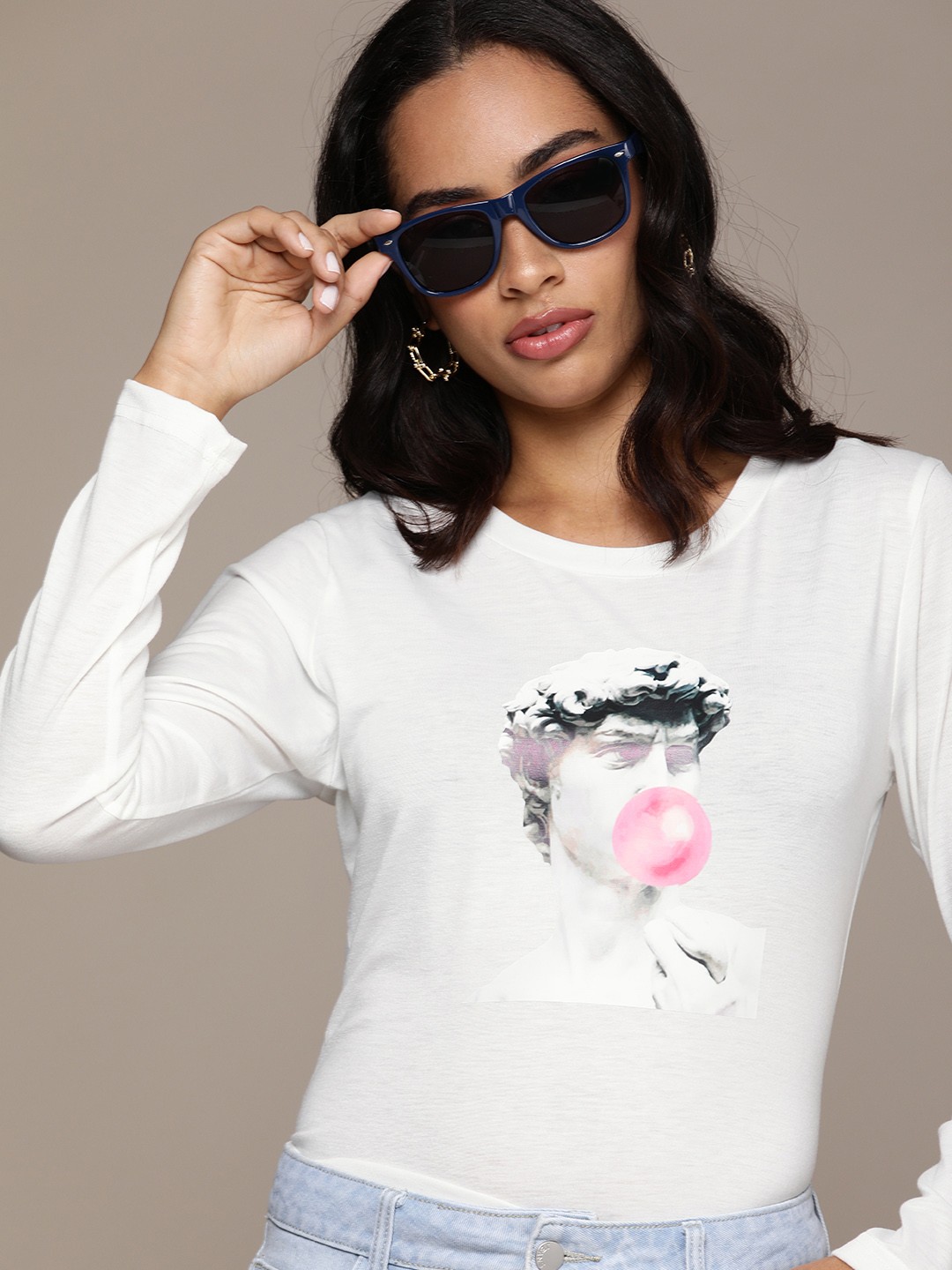 

URBANIC Women White & Black Printed T-shirt