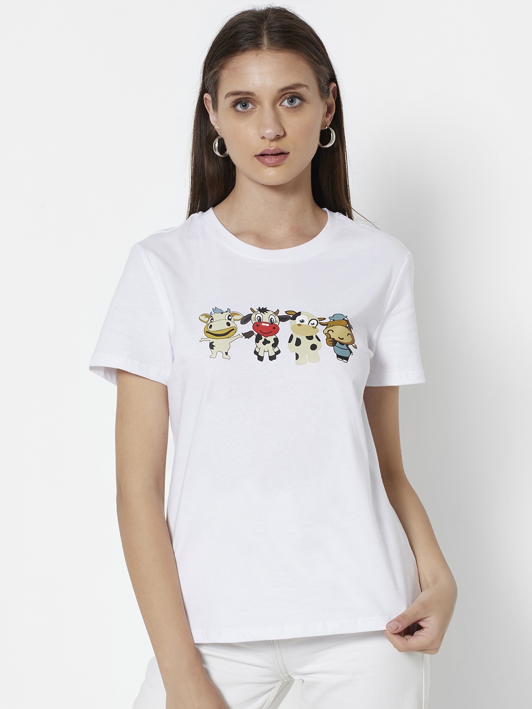 

URBANIC Women White & Black Graphic Printed T-shirt