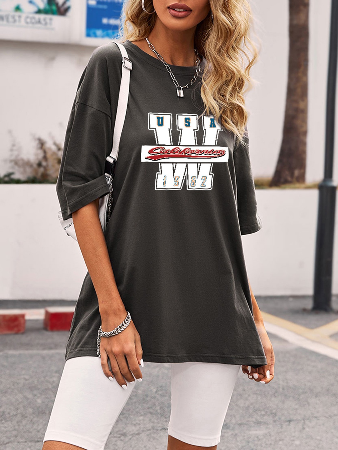 

URBANIC Women Charcoal Grey & White Pure Cotton Typography Printed Loose T-shirt
