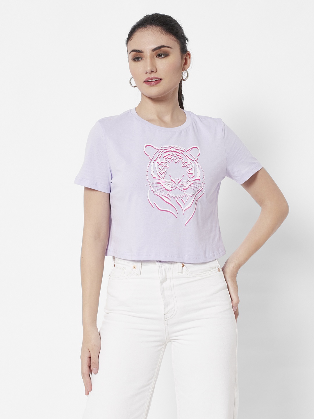 

URBANIC Women Lavender & Pink Graphic Printed T-shirt