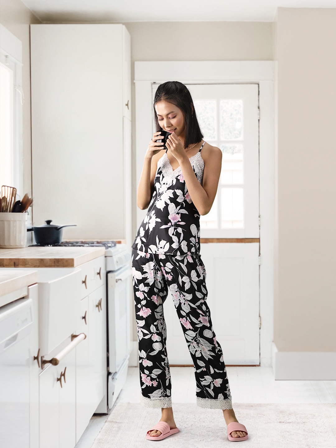 

URBANIC Women Black & Pink Printed Night suit
