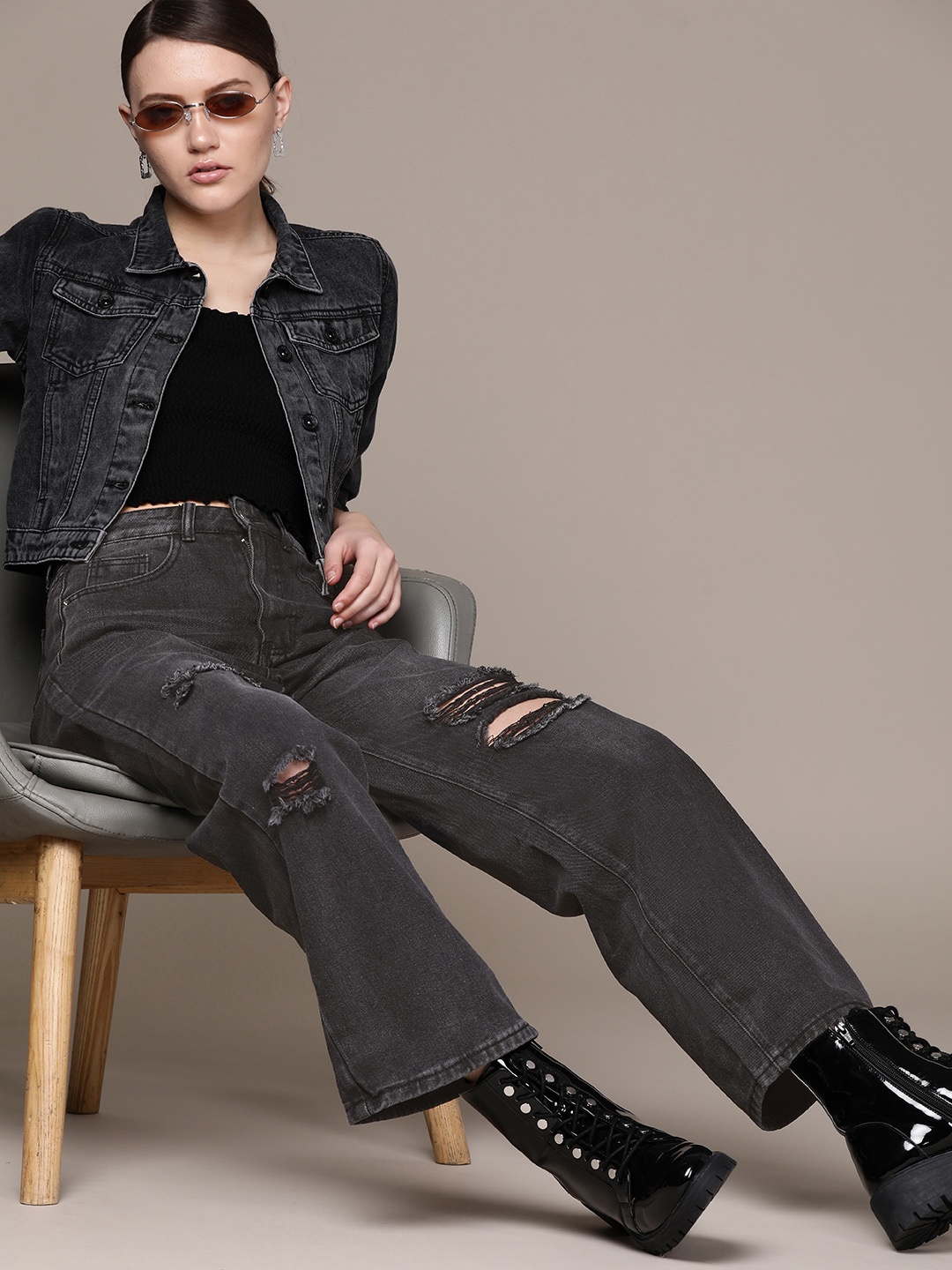 

URBANIC Women Charcoal Grey Cotton Wide Leg Highly Distressed Light Fade Jeans