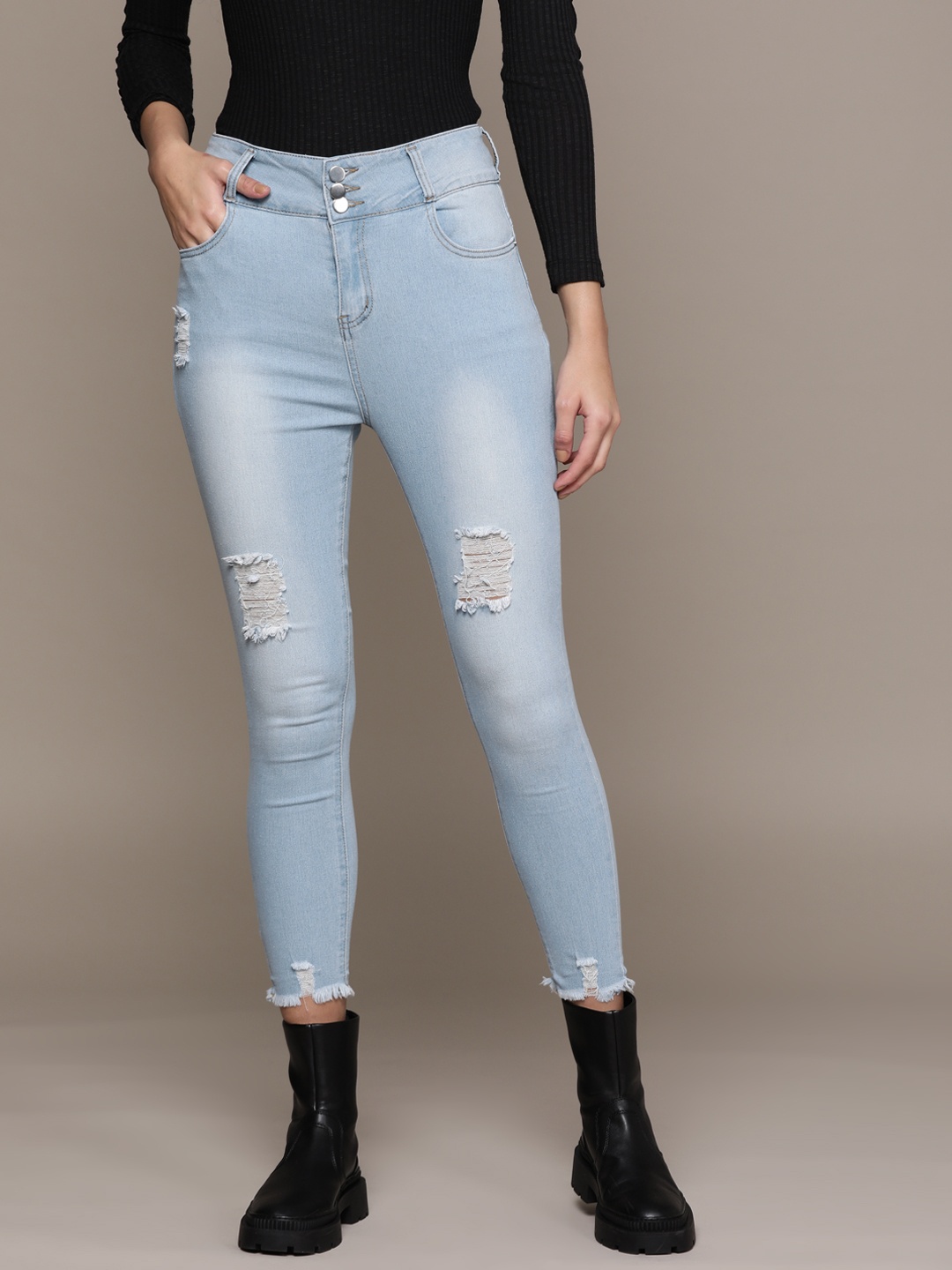 

URBANIC Women Blue Skinny Fit High-Rise Mildly Distressed Light Fade Jeans
