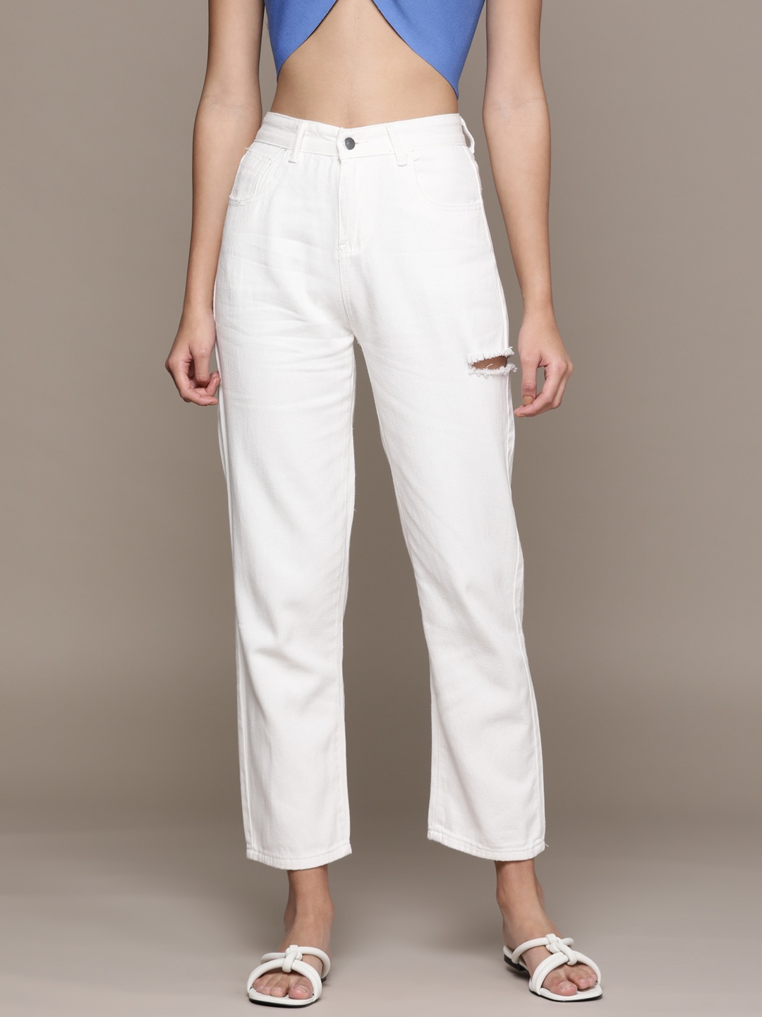 

URBANIC Women White Pure Cotton High-Rise Mildly Distressed Jeans