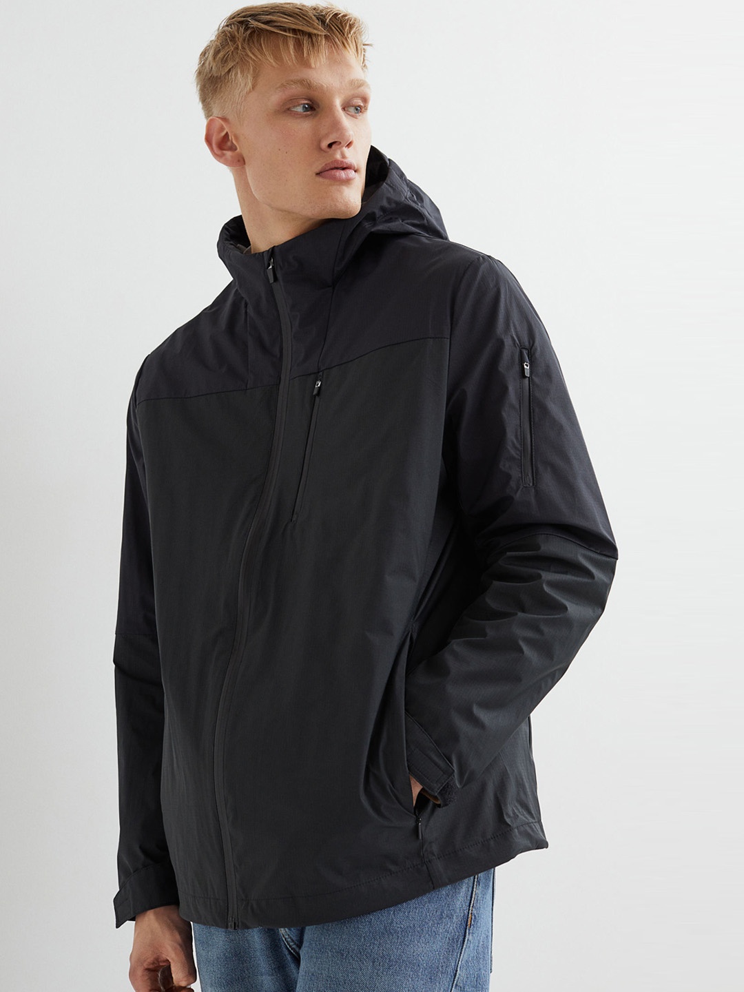 

H&M Men Black Water-Repellent Jacket