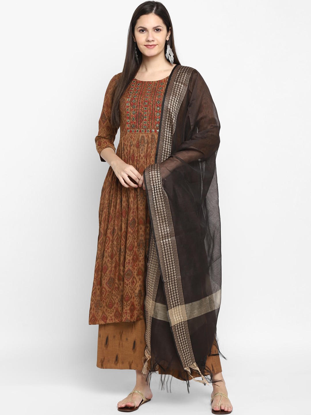 

VAABA Women Brown Ethnic Motifs Printed Pleated Thread Work Kurta with Palazzos & Dupatta