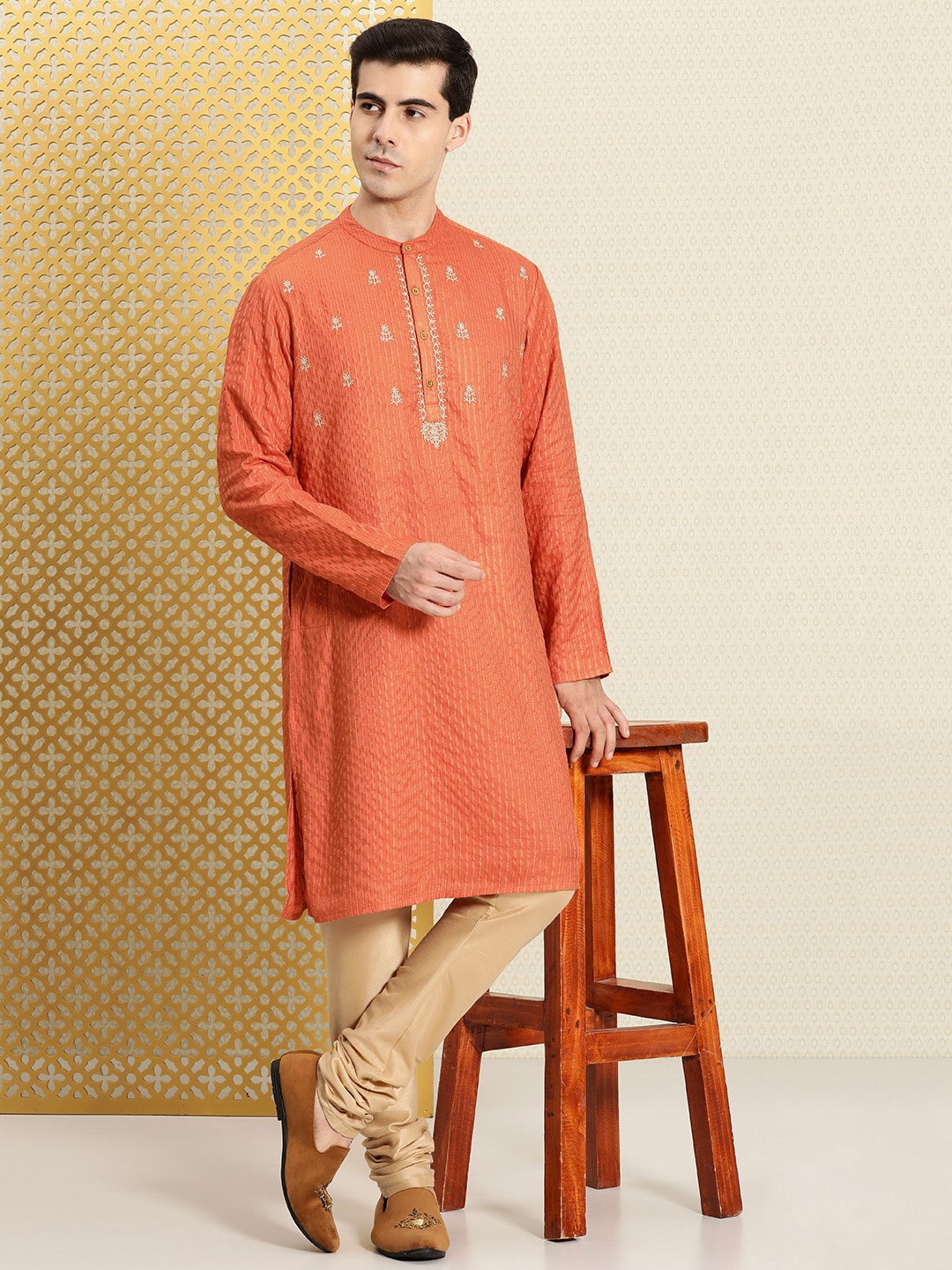 

House of Pataudi Jashn Yoke Design Zari Work Kurta, Orange