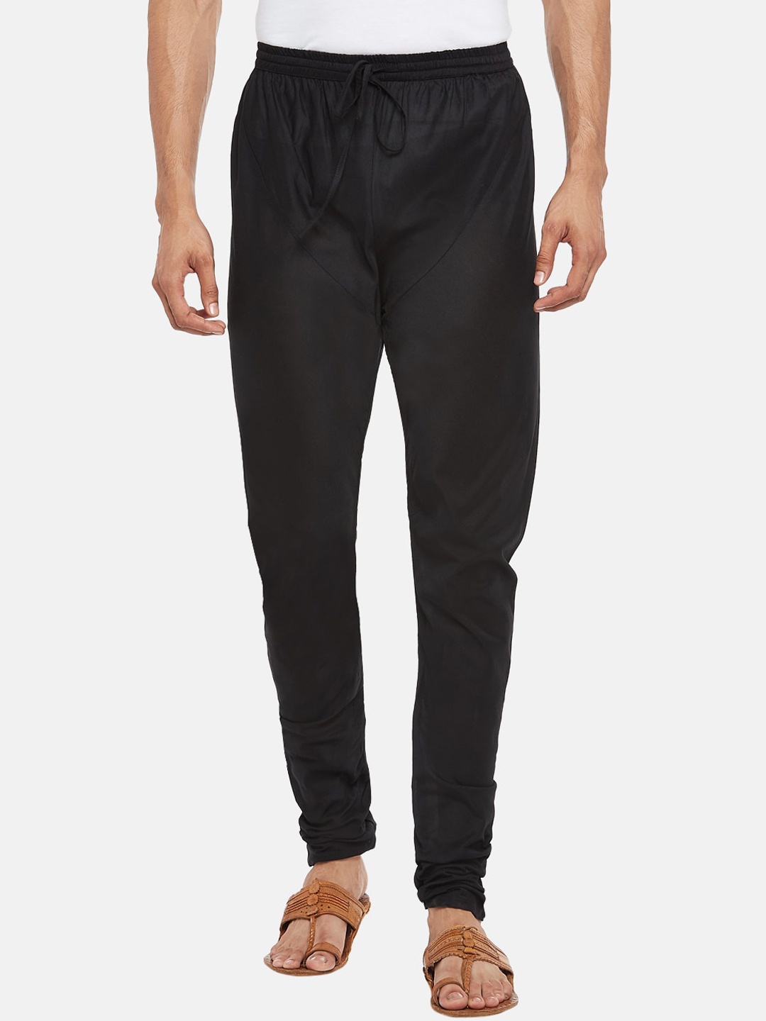 

indus route by Pantaloons Men Black Solid Slim-Fit Churidar