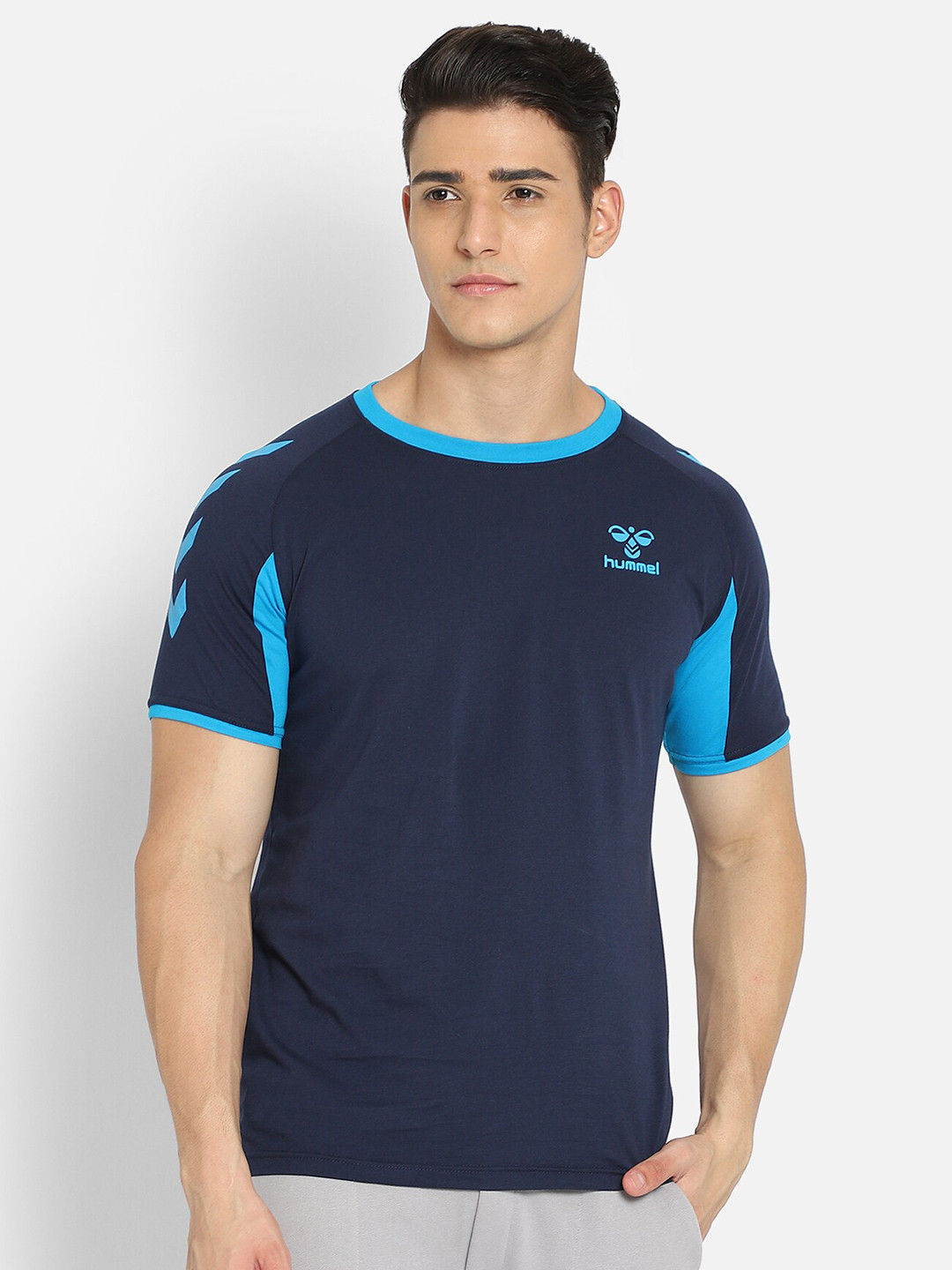 

hummel Men Navy Blue Action Pure Cotton T-shirt
