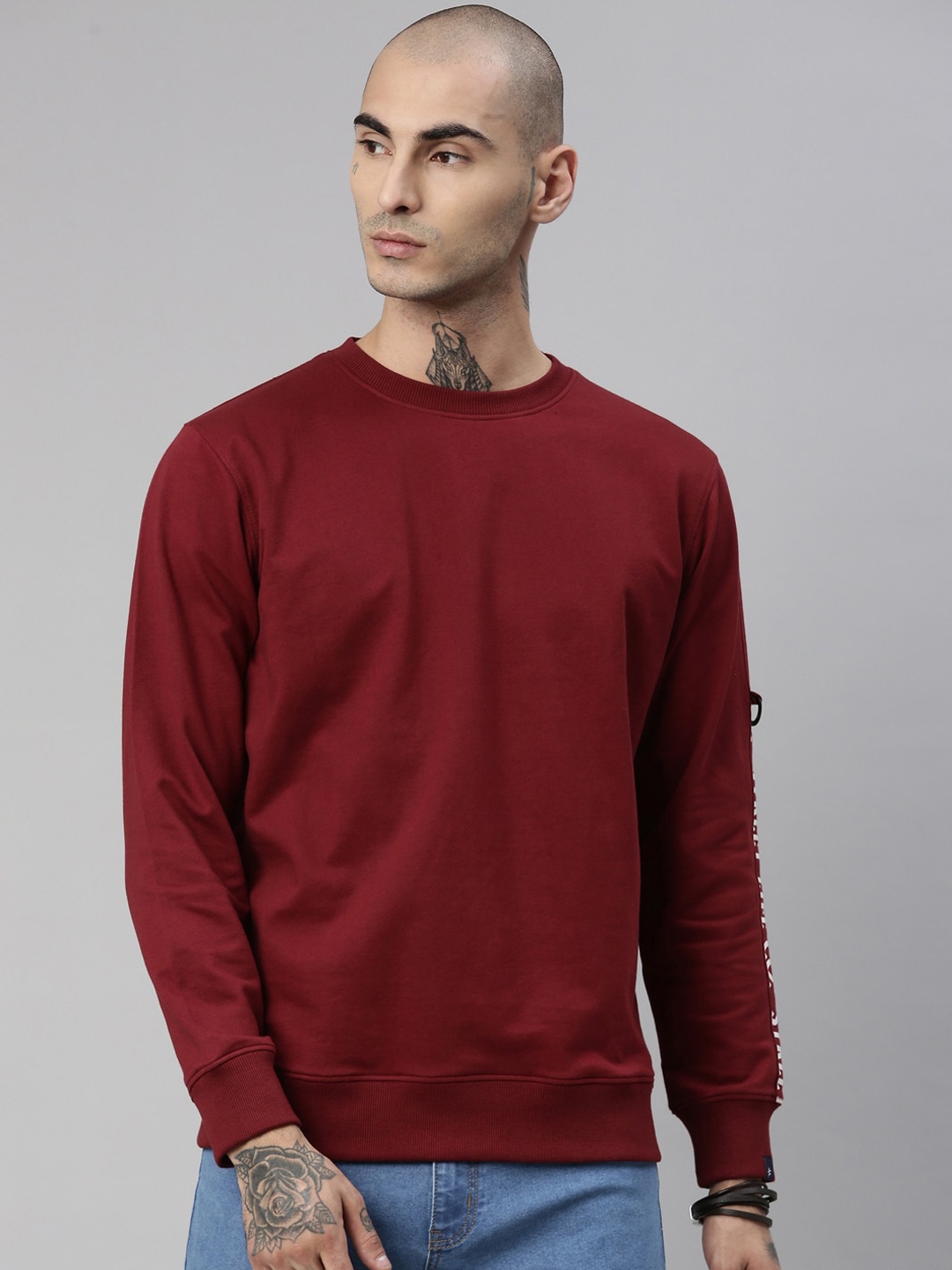 

Breakbounce Men Maroon Solid Sweatshirt