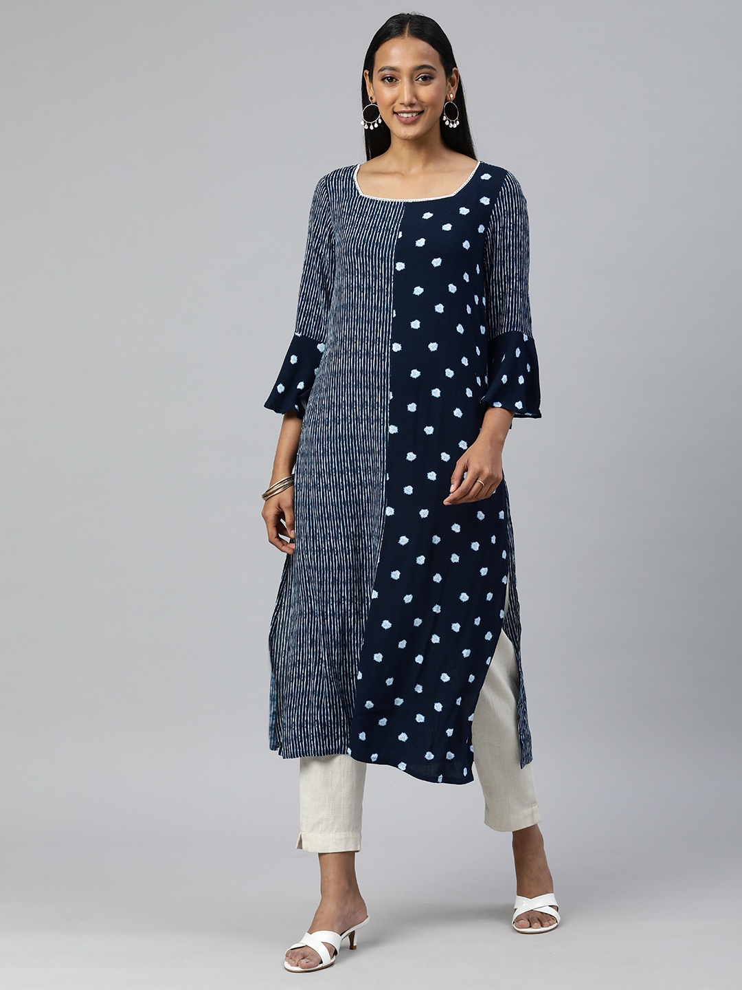 

Global Desi Women Blue Colourblocked & Printed Bell Sleeves Indigo Kurta
