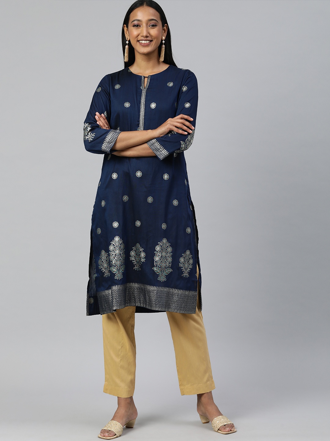 

Global Desi Women Navy-Blue Ethnic Motifs Printed Keyhole Neck Indigo Kurta