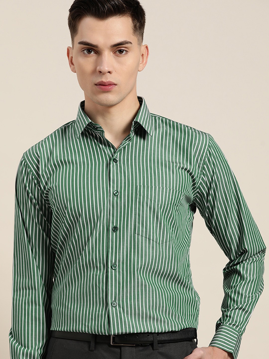 

Hancock Men Green Slim Fit Opaque Striped Formal Shirt