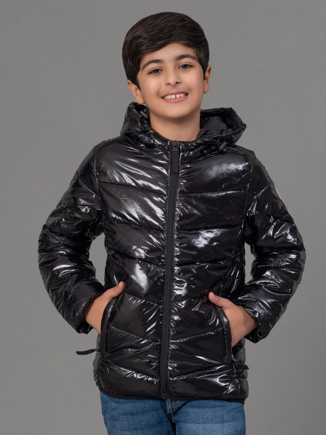 

Red Tape Boys Black Solid Hooded Puffer Jacket