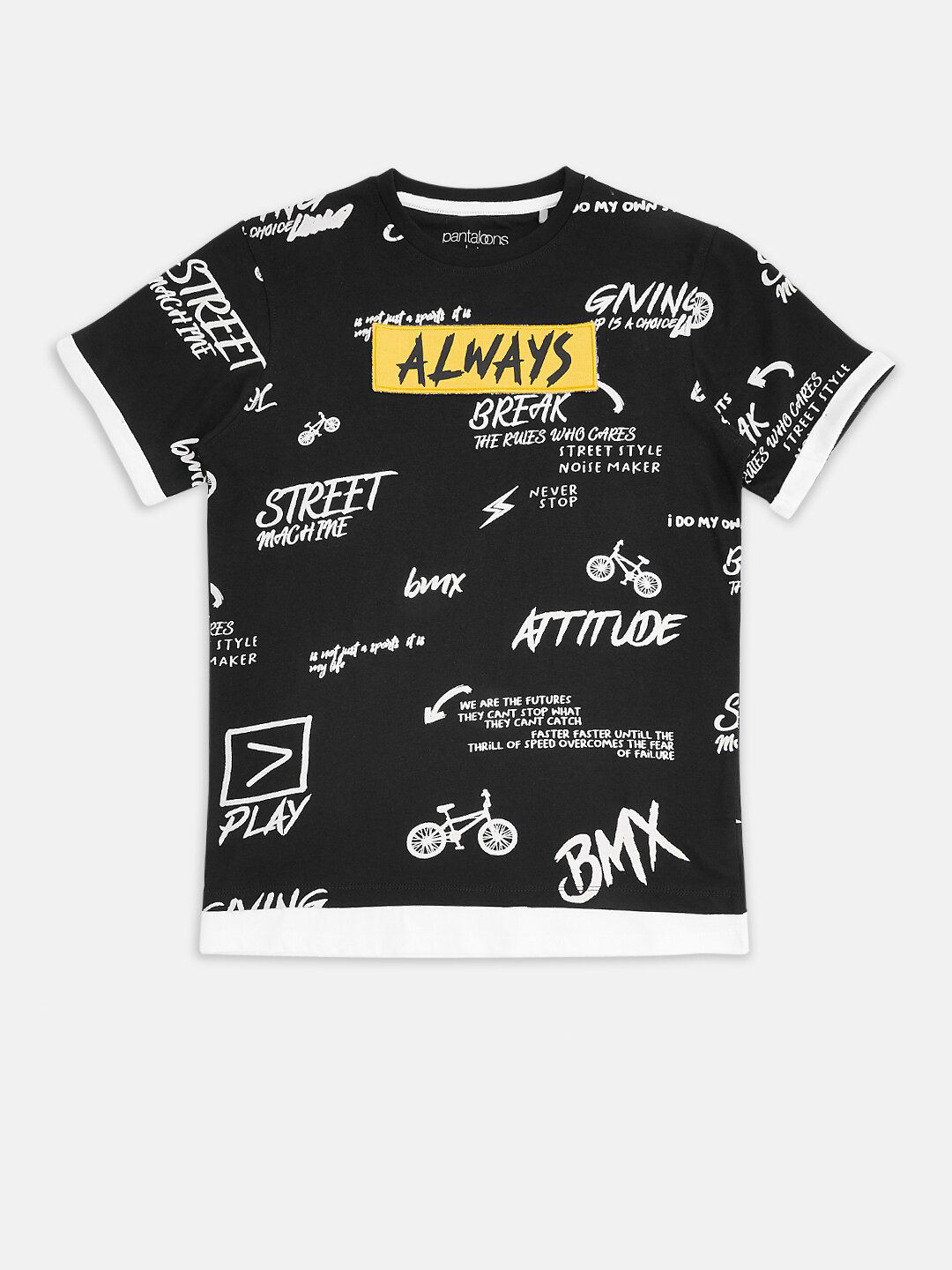 

Pantaloons Junior Boys Black & White Typography Printed T-shirt