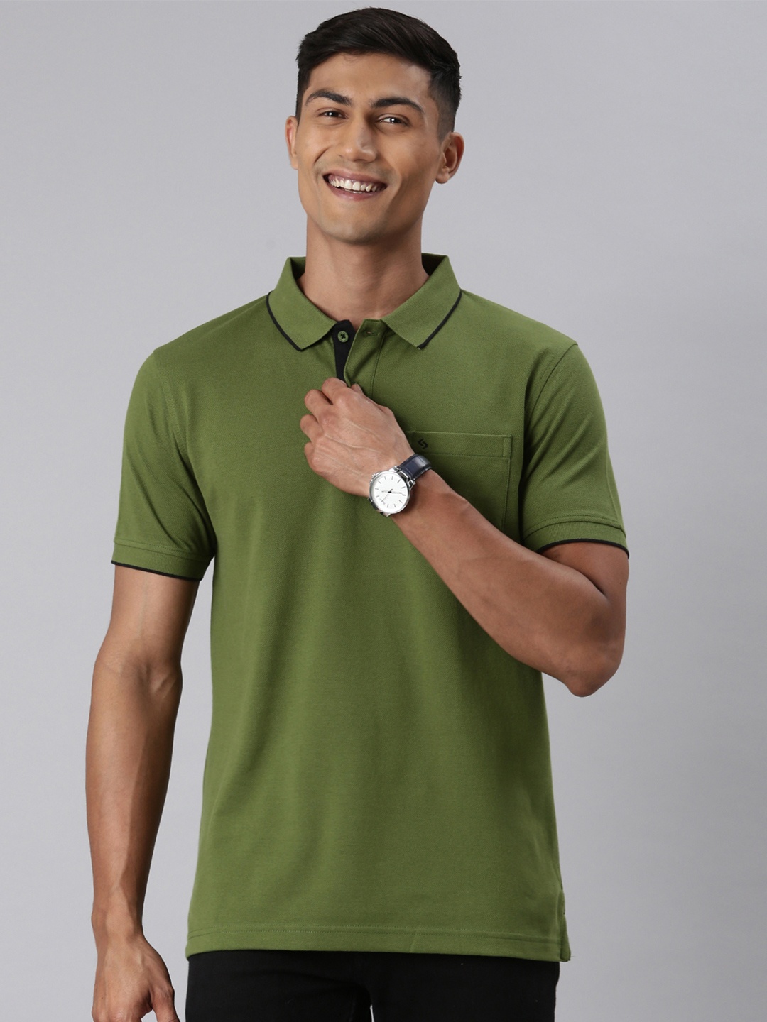 

Classic Polo Men Olive Green Polo Collar Pockets Slim Fit T-shirt