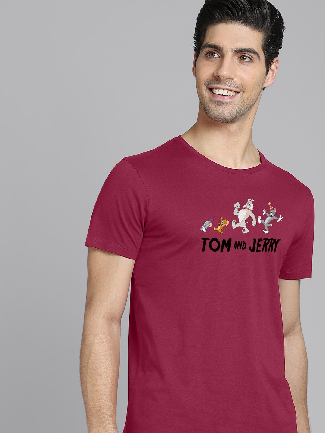

Free Authority Tom & Jerry Men Red Printed T-shirt