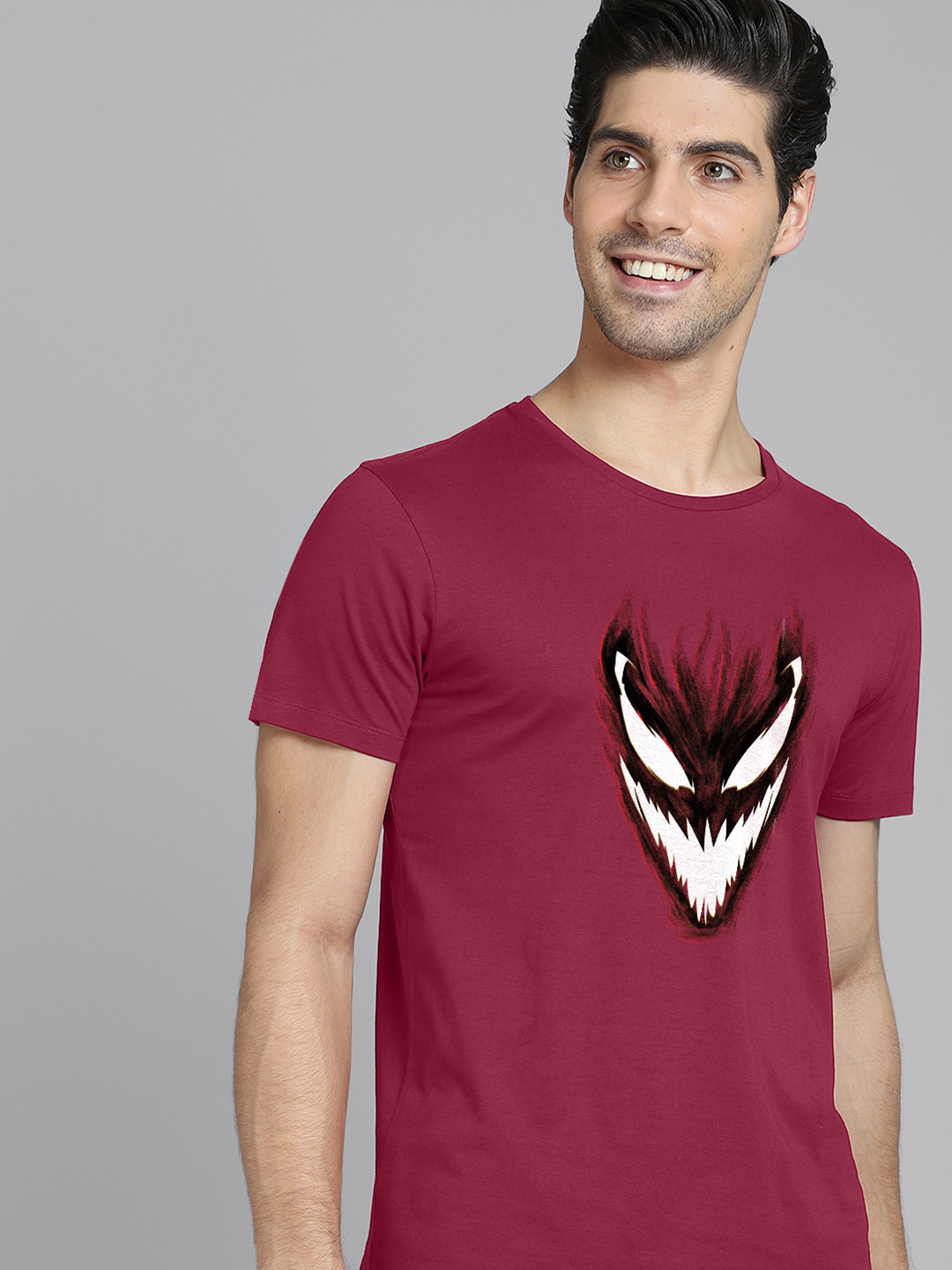

Free Authority Men Red & White Venom Printed Cotton T-shirt