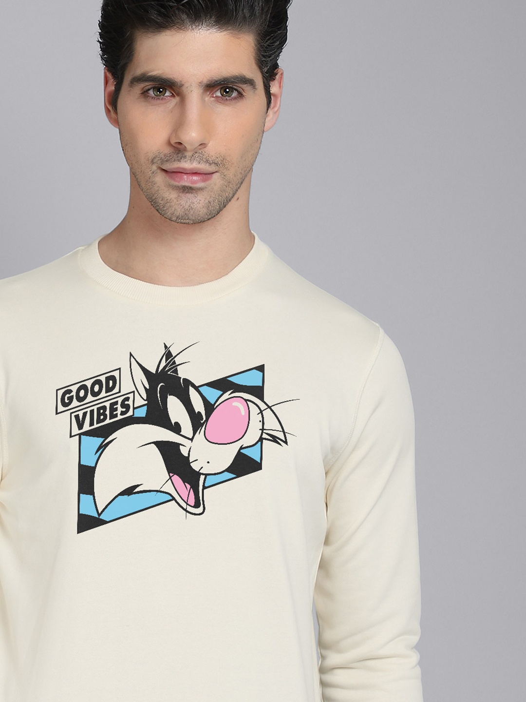 

Free Authority Men Off White Looney Tunes Printed Sweatshirt