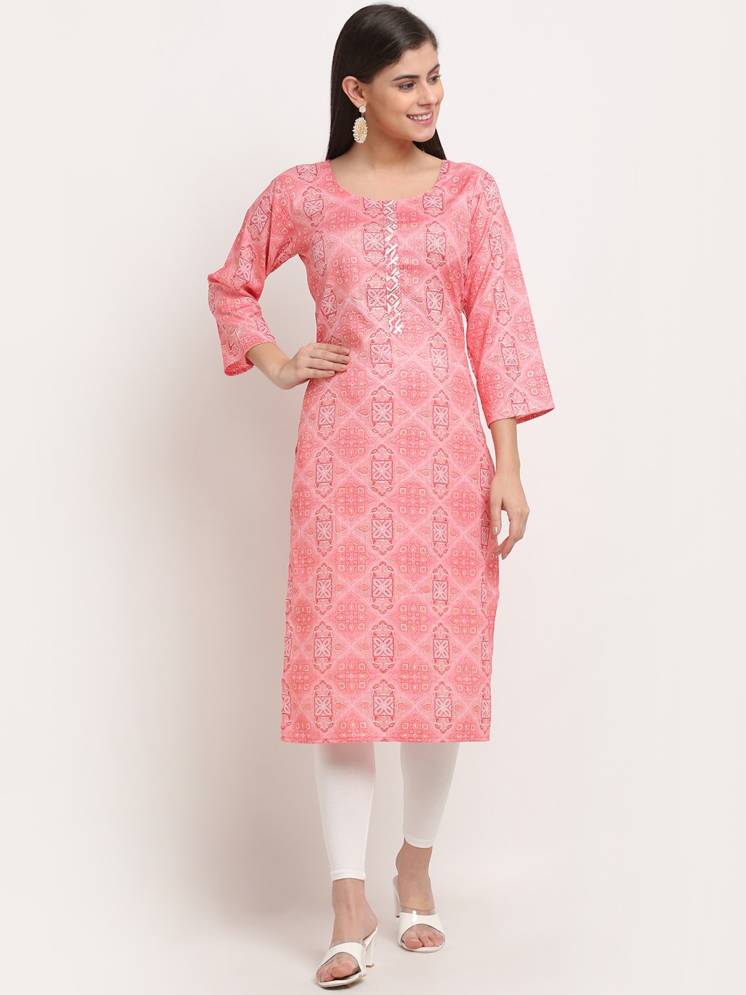 

GRACIT Women Coral Floral Printed Regular Kurta with Churidar