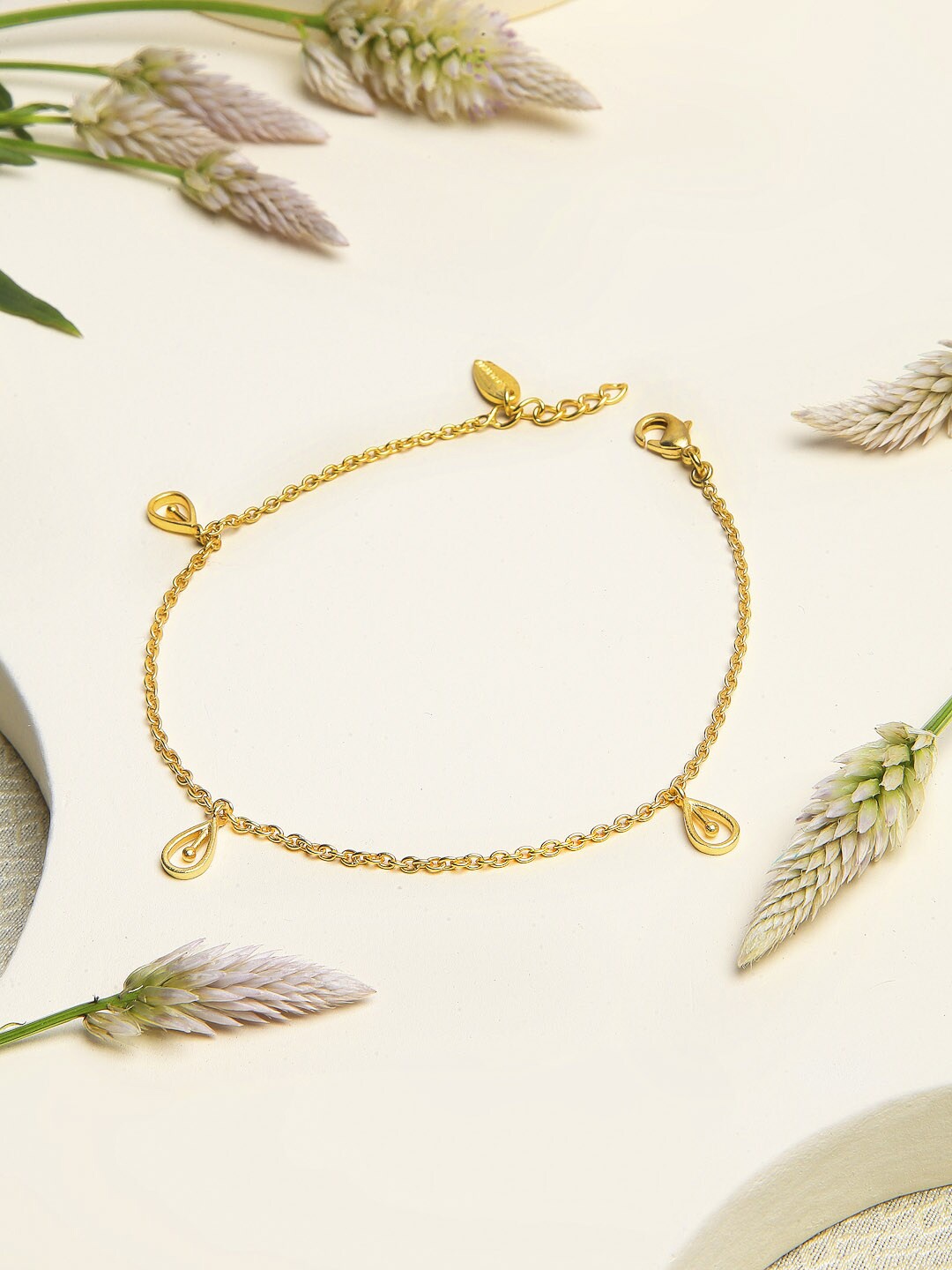 

Amaltaas 22K Gold-Plated Handcrafted Leaf Motif Anklet