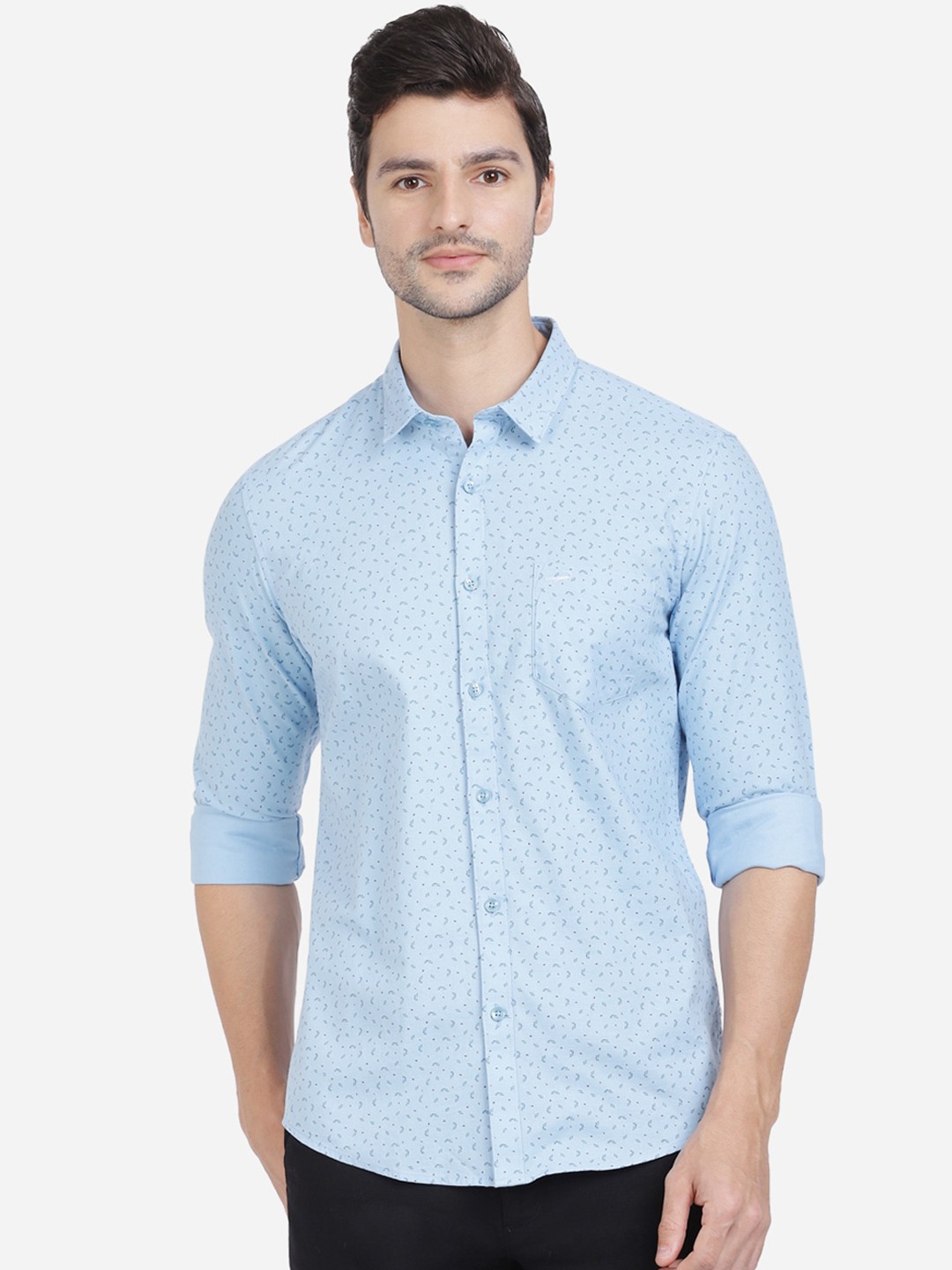 

Crocodile Men Blue Slim Fit Opaque Printed Casual Shirt