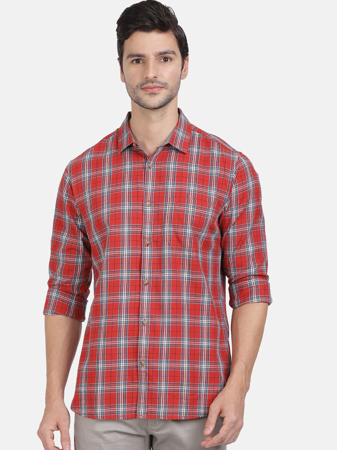 

Crocodile Men Red Slim Fit Opaque Checked Casual Shirt