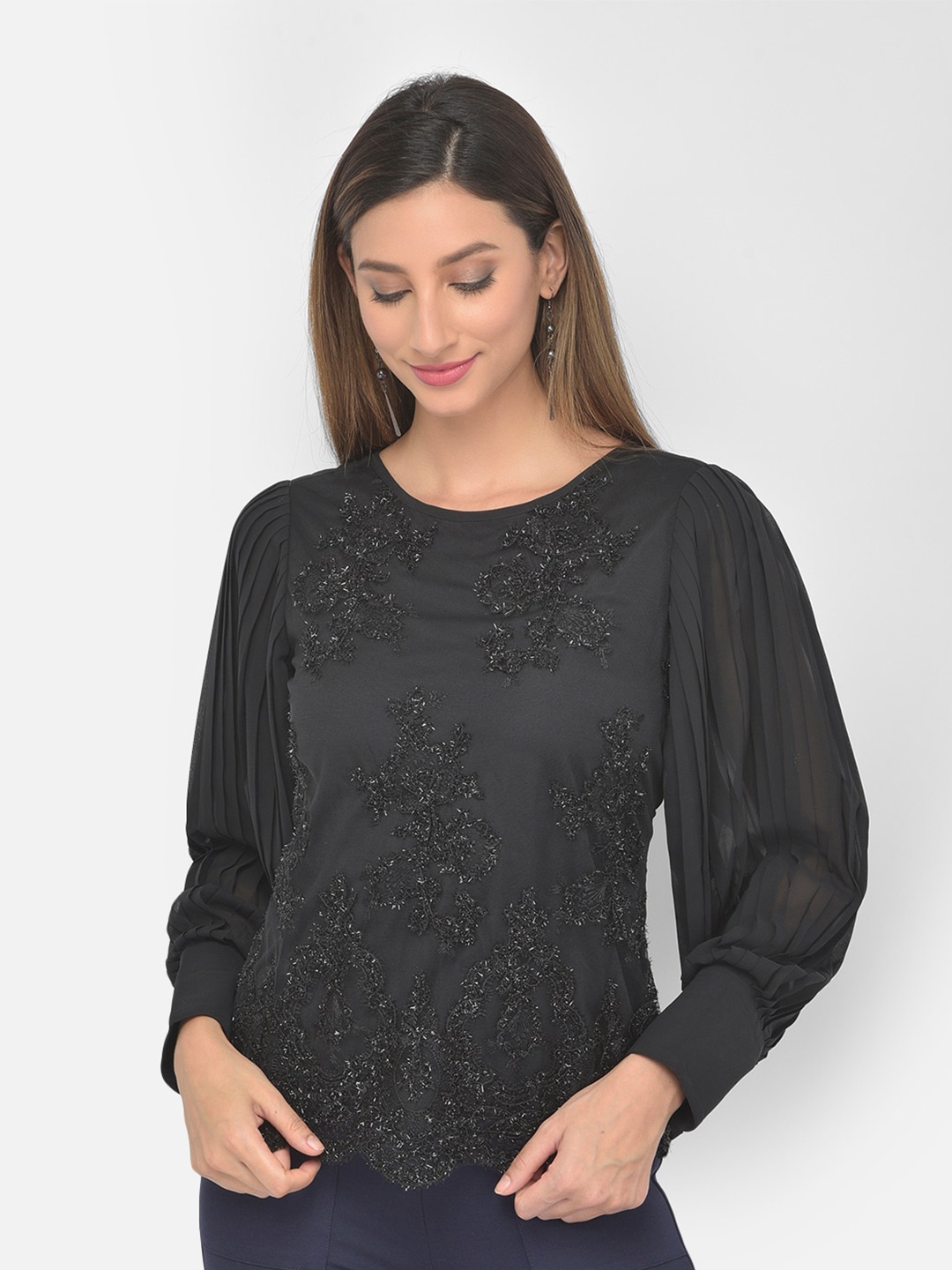 

Latin Quarters Black Embroidered Regular Top