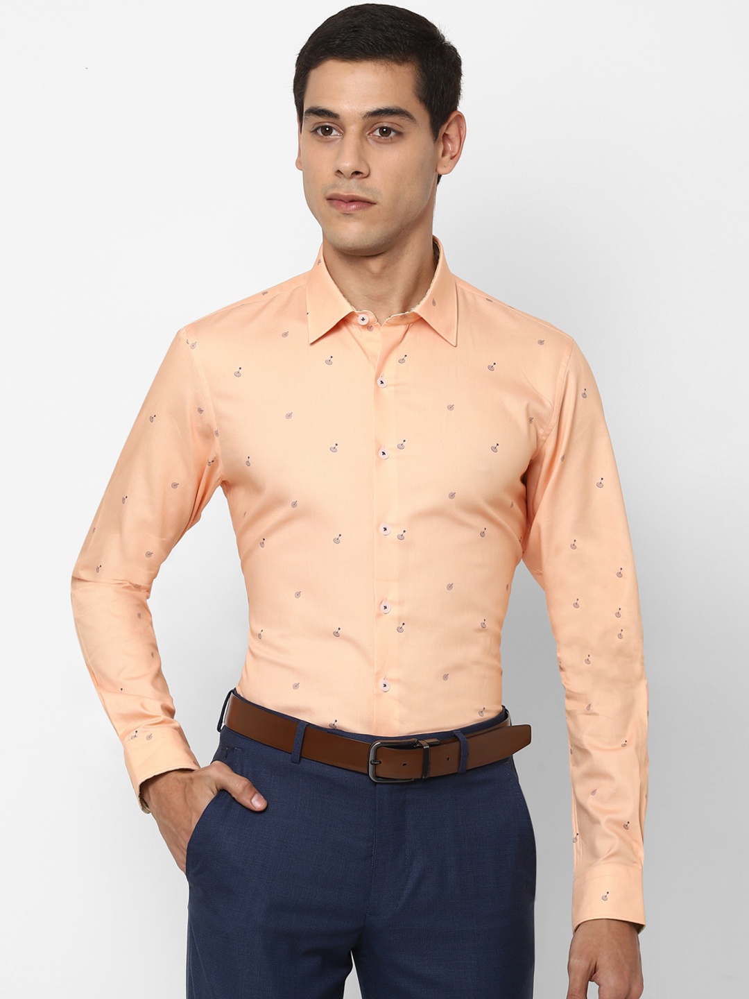 

SIMON CARTER LONDON Men Peach-Coloured Pure Cotton Printed Casual Shirt