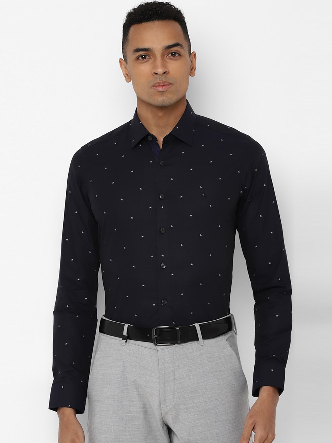 

SIMON CARTER LONDON Men Navy Blue Slim Fit Printed Pure Cotton Casual Shirt
