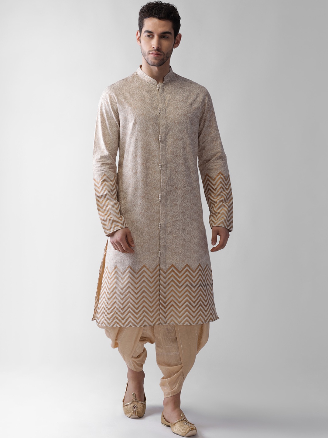 

Vartah Men Cream-Coloured Embroidered Regular Kurta with Dhoti Pants