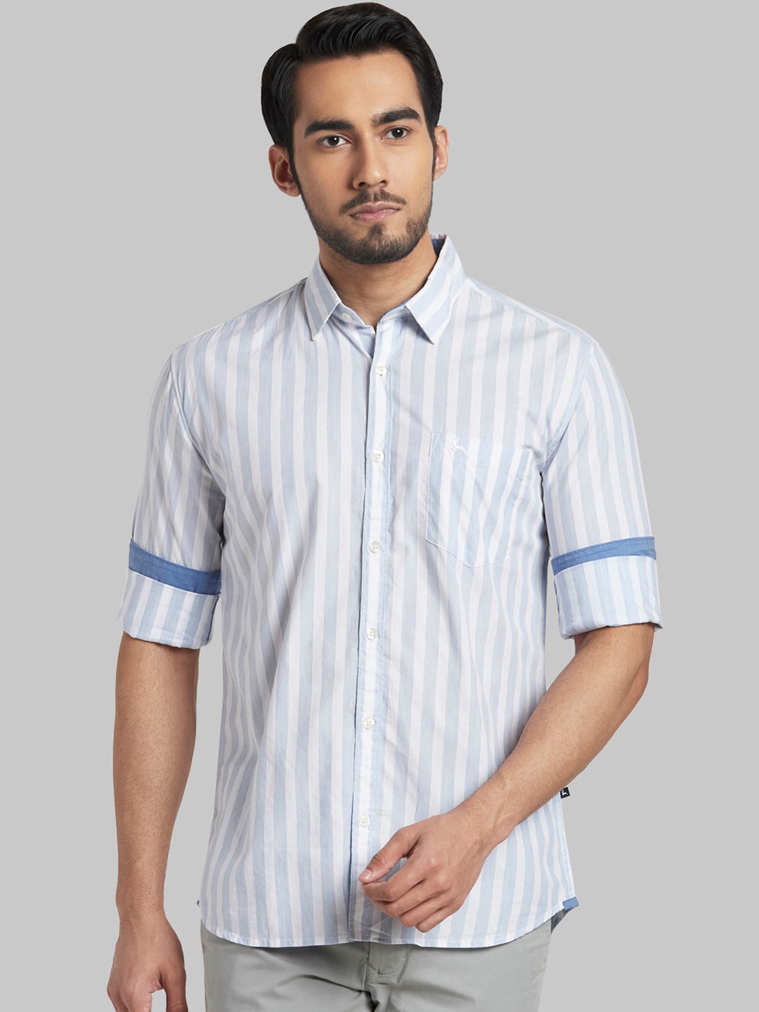 

Parx Men Blue Slim Fit Opaque Striped Casual Shirt