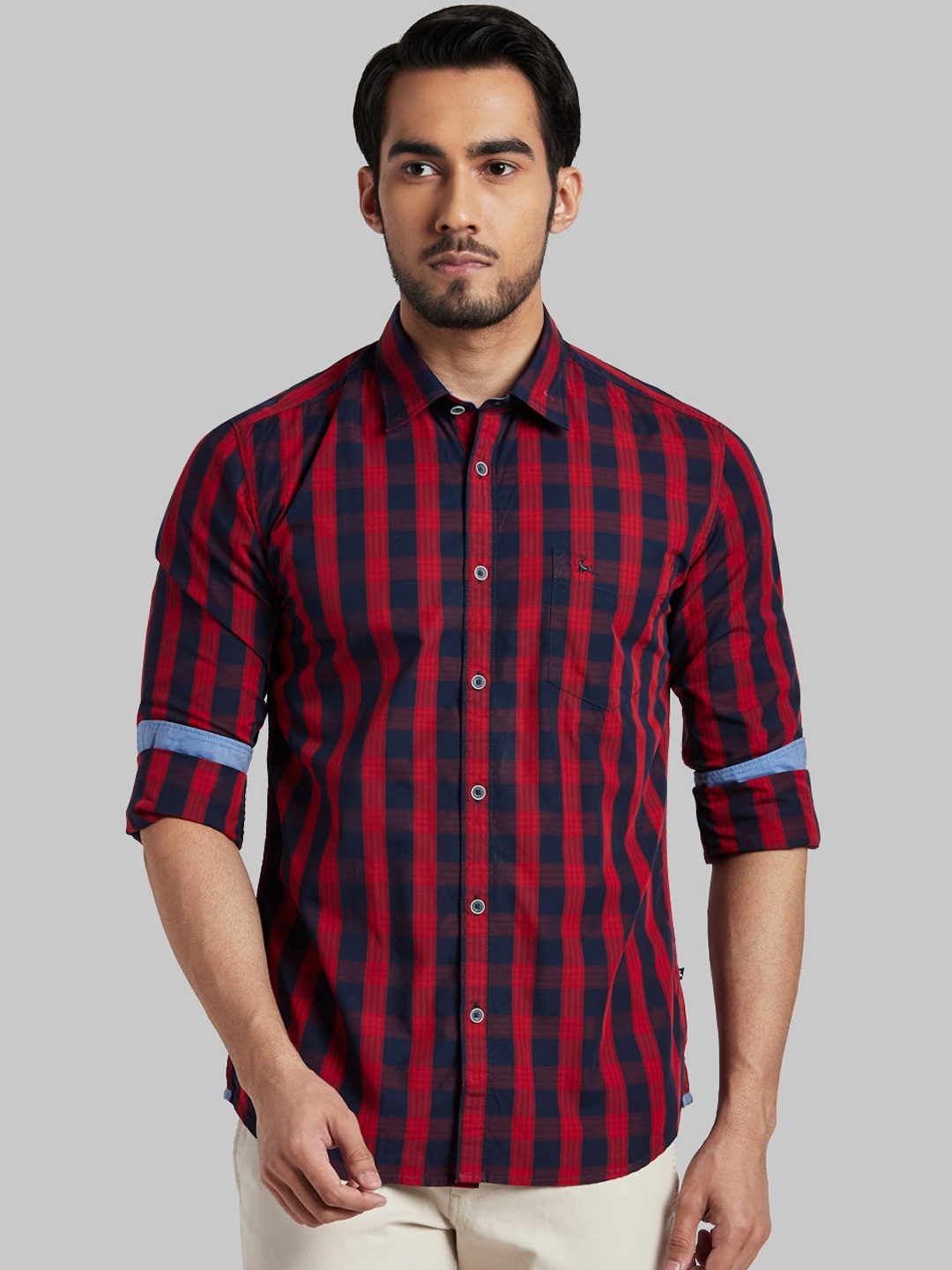 

Parx Men Red & Navy Blue Slim Fit Opaque Checked Cotton Casual Shirt