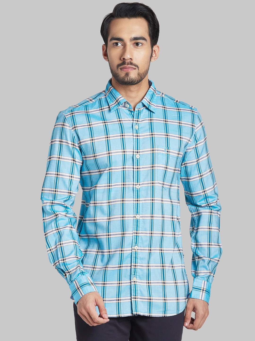 

Parx Men Blue Slim Fit Opaque Checked Casual Shirt