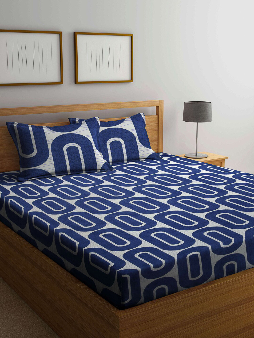

Arrabi Blue & White Geometric 300 TC Super King Bedsheet with 2 Pillow Covers