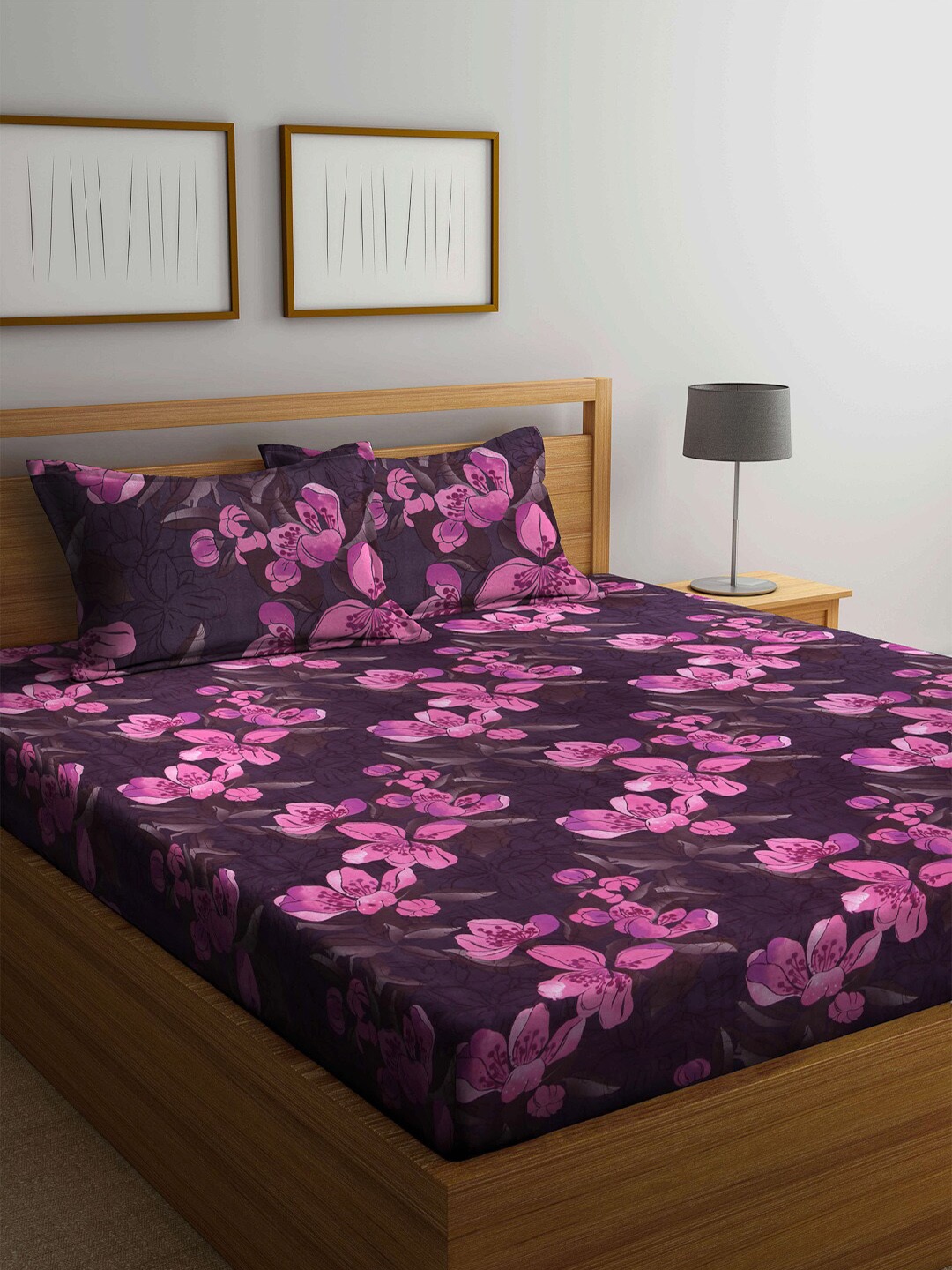 

Arrabi Pink & Purple Floral 300 TC King Bedsheet with 2 Pillow Covers