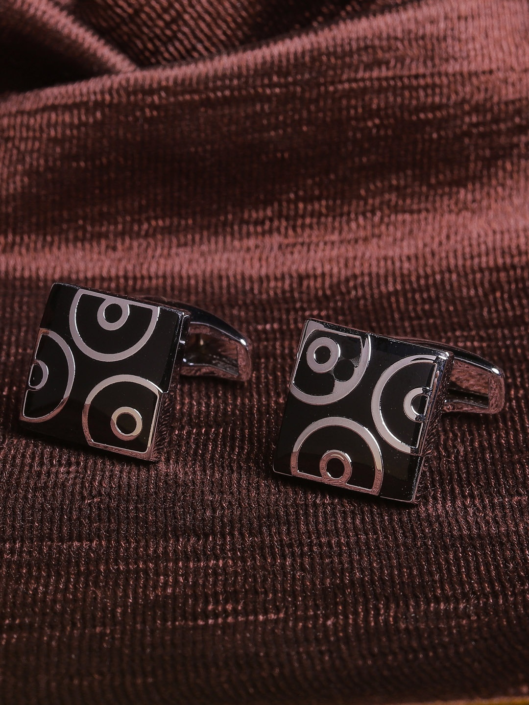 

JEWEL JUNCTION Silver-Toned & Black Geometric Cufflink