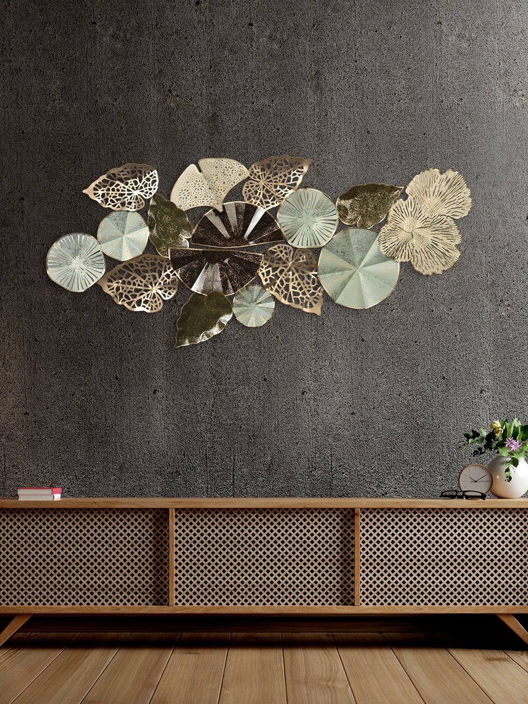 

green girgit Turquoise Blue & Gold Gardenia Luxe Metal Wall Decor