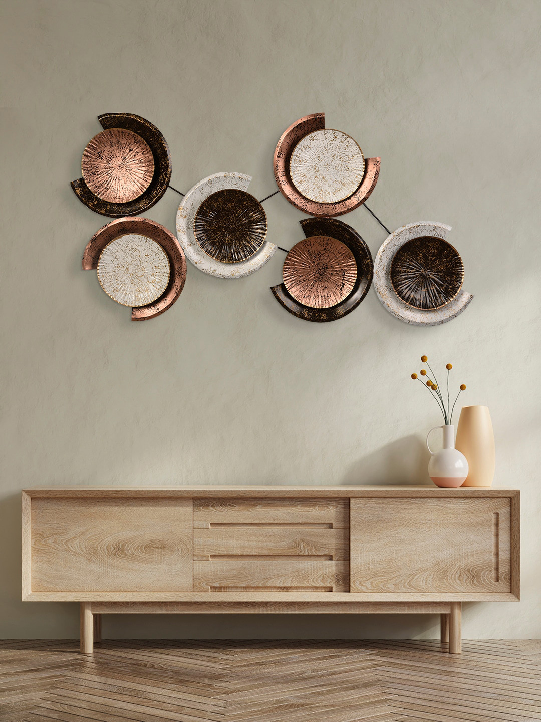 

green girgit Bronze-Toned & Brown Crescent Moons Metal Wall Decor