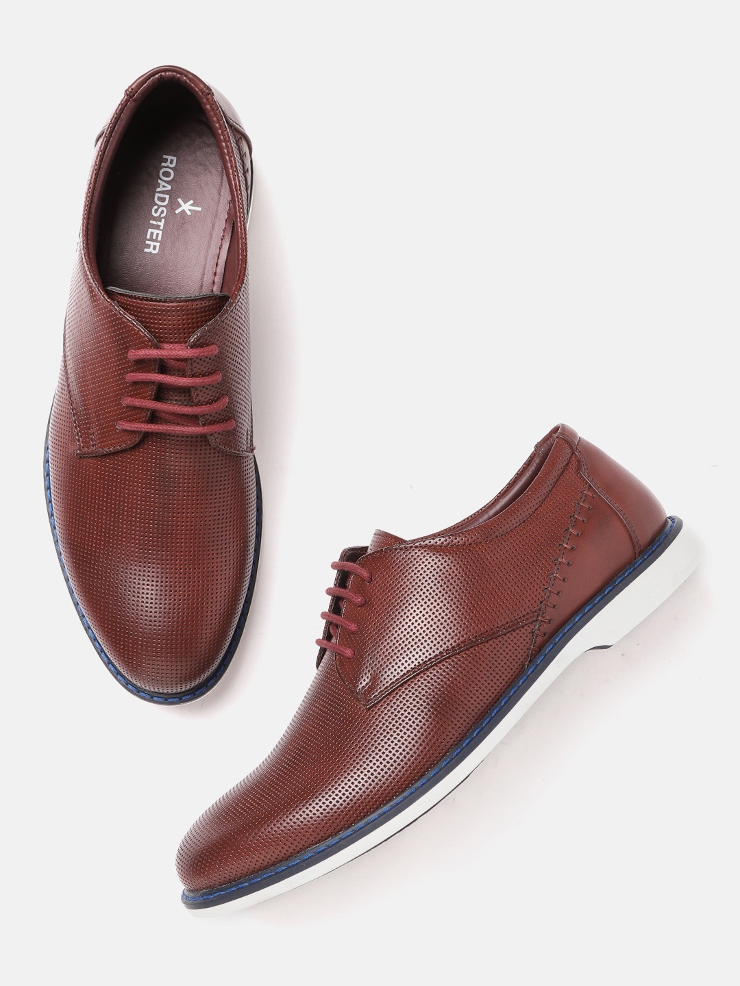 

The Roadster Lifestyle Co Men Maroon Textured Smart Casual Derbys