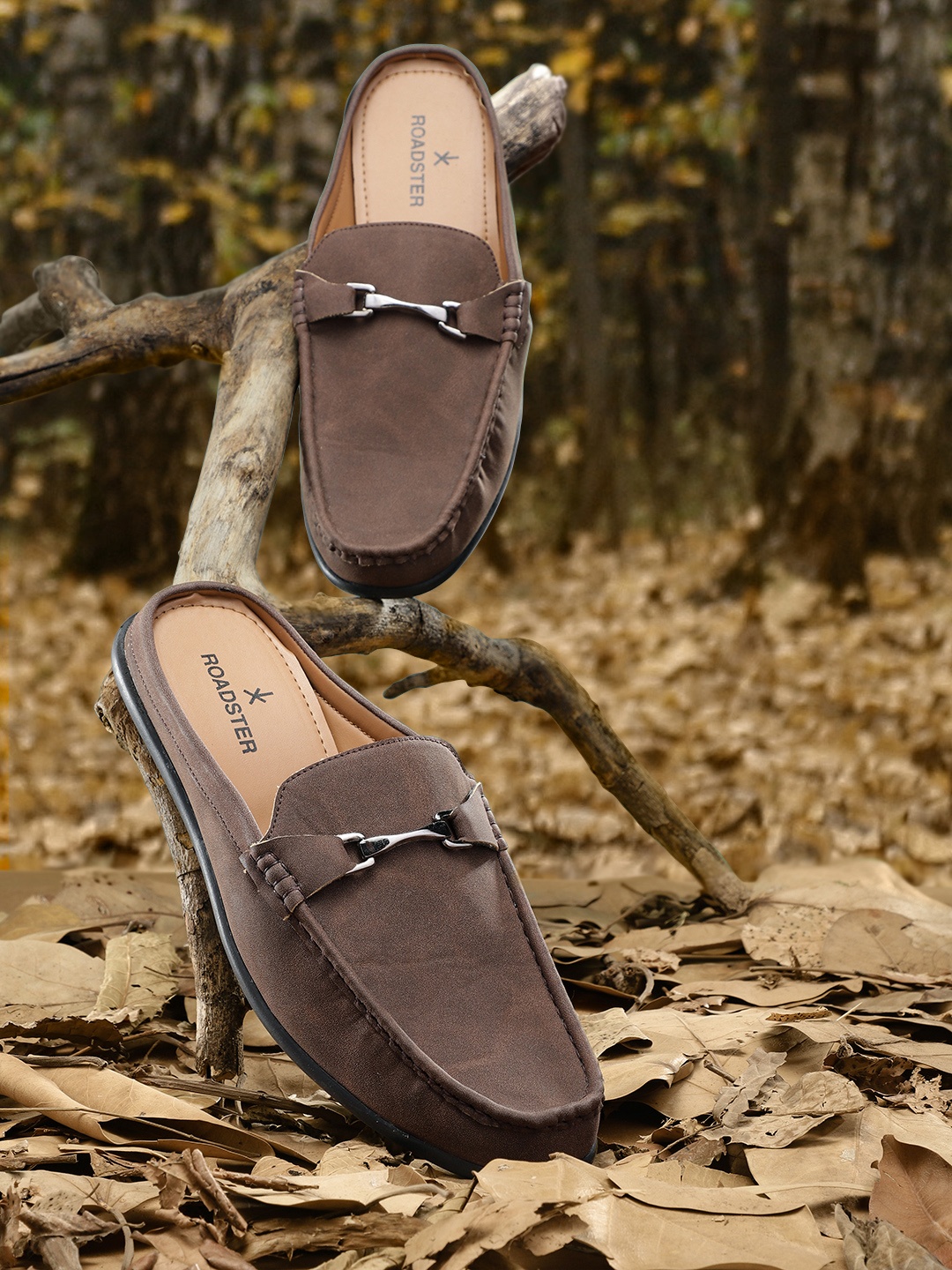 

The Roadster Lifestyle Co Men Coffee Brown Solid Horsebit Mules
