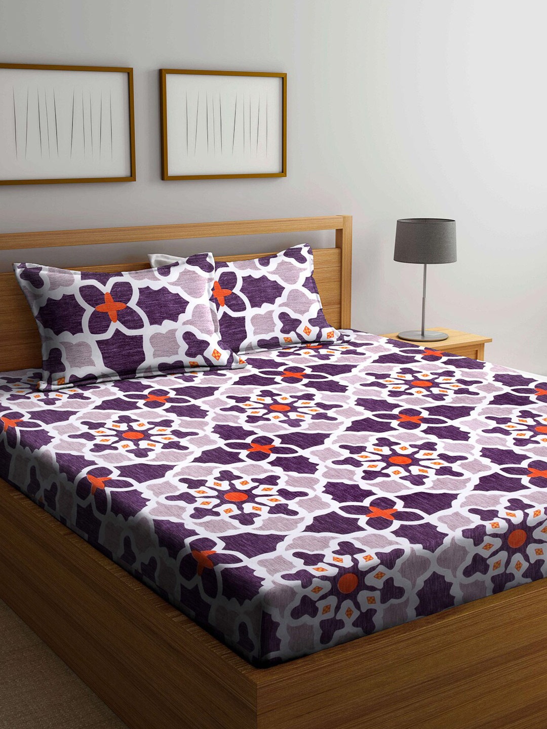 

Arrabi Purple & White Floral 300 TC King Bedsheet with 2 Pillow Covers