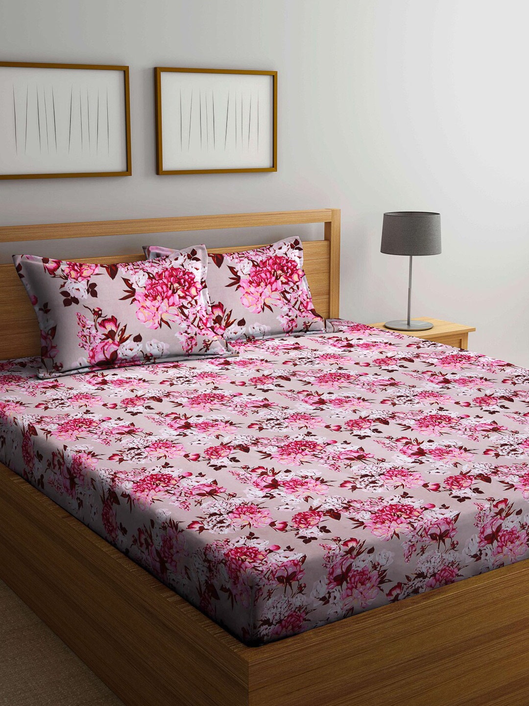 

Arrabi Pink & Brown Floral 300 TC Super King Bedsheet with 2 Pillow Covers