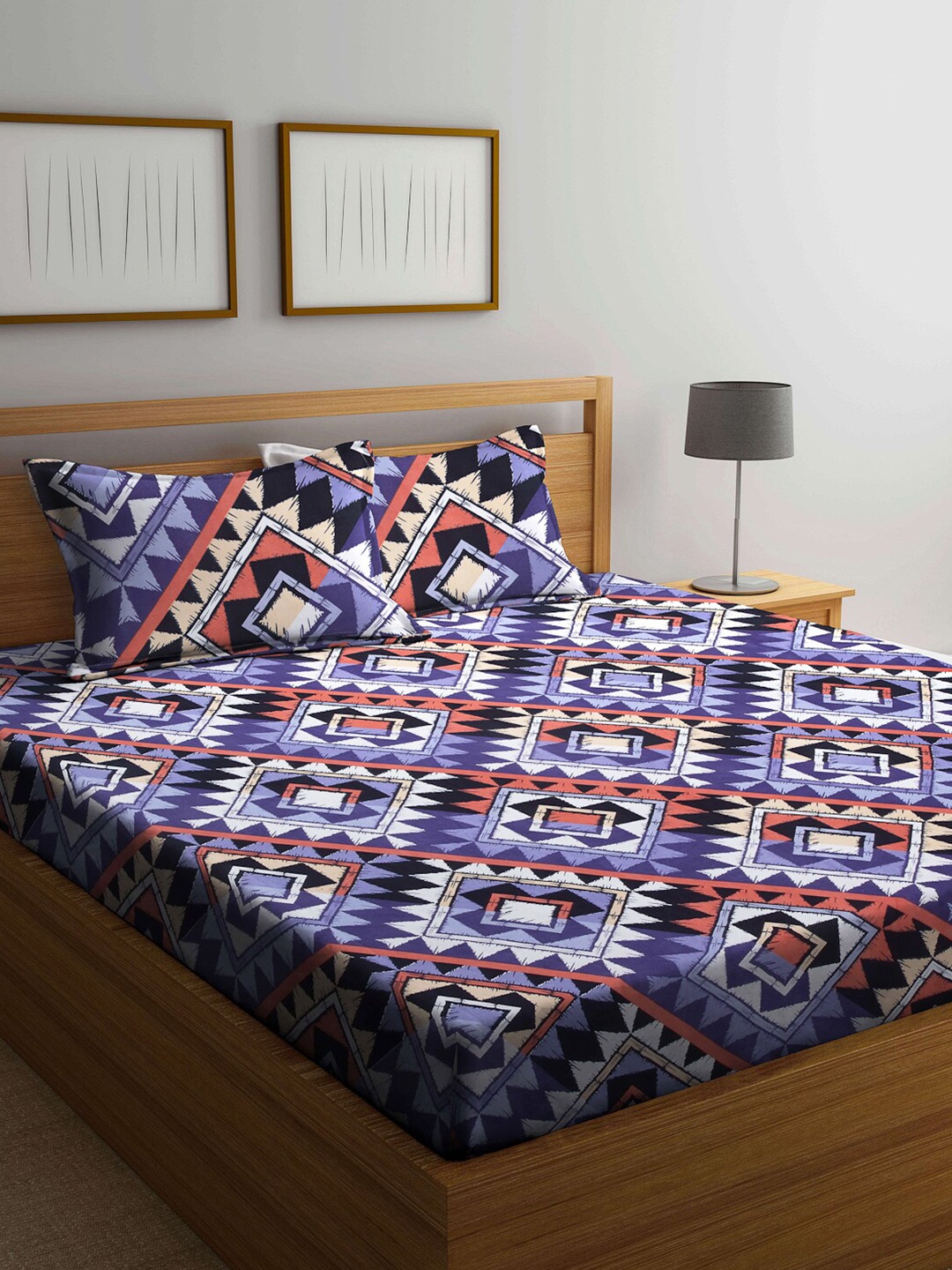 

Arrabi Lavender & Blue Geometric 300 TC King Bedsheet with 2 Pillow Covers
