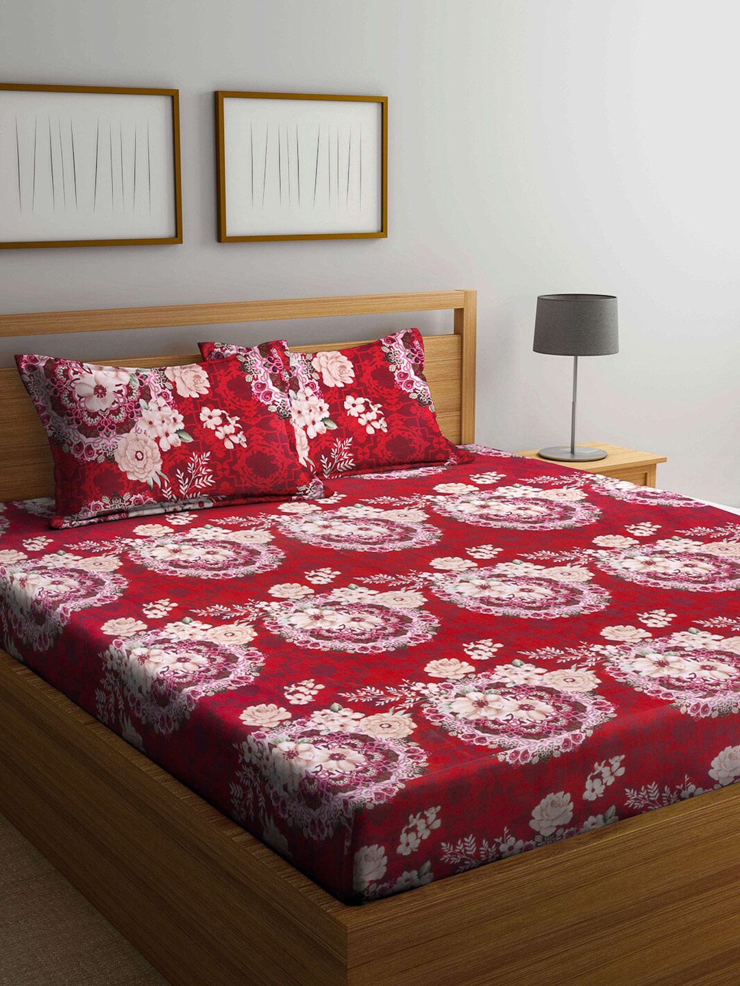 

Arrabi Red & Pink Floral 300 TC King Bedsheet with 2 Pillow Covers