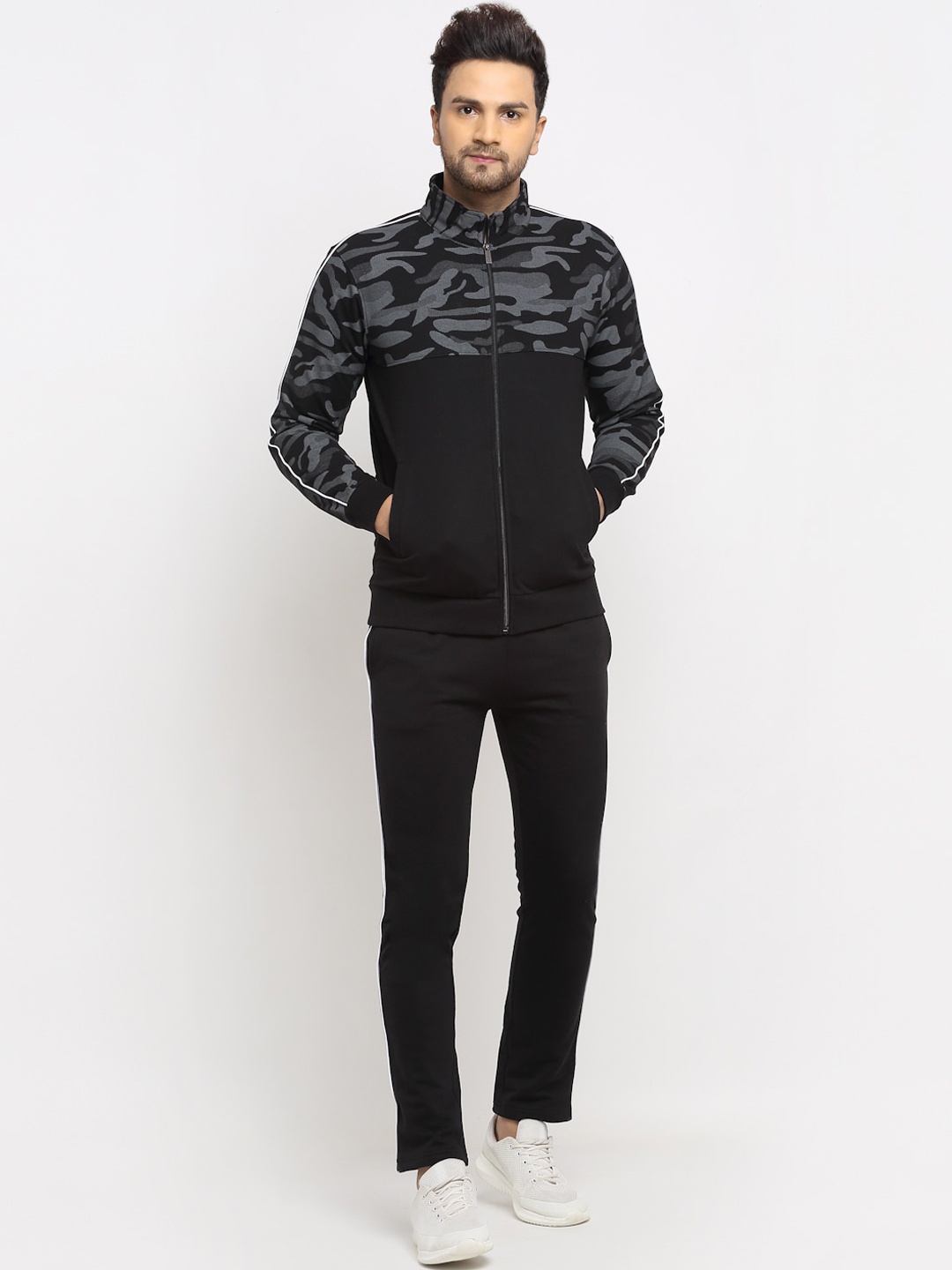 

WILD WEST Men Black Fleece Zipper Tracksuit