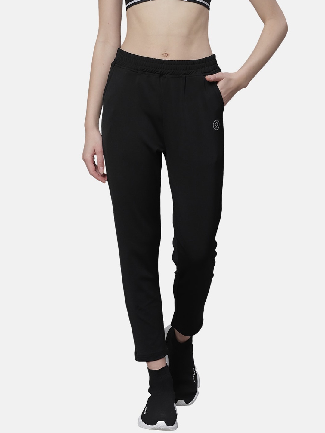 

CHKOKKO Women Black Solid Track Pants
