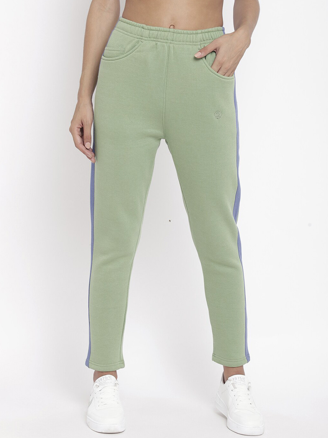 

CHKOKKO Women Green & Purple Solid Track Pants