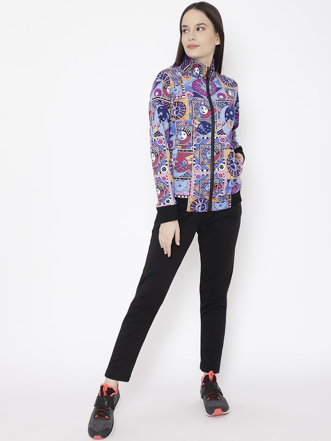 

Chkokko Women Blue & Black Printed Tracksuit